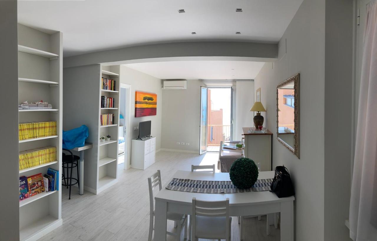 Вилла Rosso Tramonto Luxury-White- Ladispoli, Lungomare Regina Elena 58 Экстерьер фото
